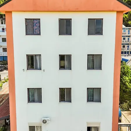 Hotel Xhejsoni Shëngjin
